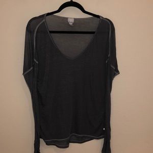 GAP FIT LIGHT WEIGHT TEE IN GREY/SIZE L